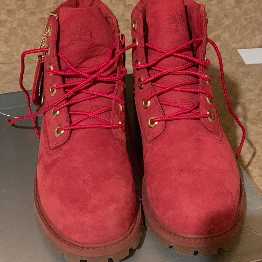 Timberlands - Picture 2 of 3